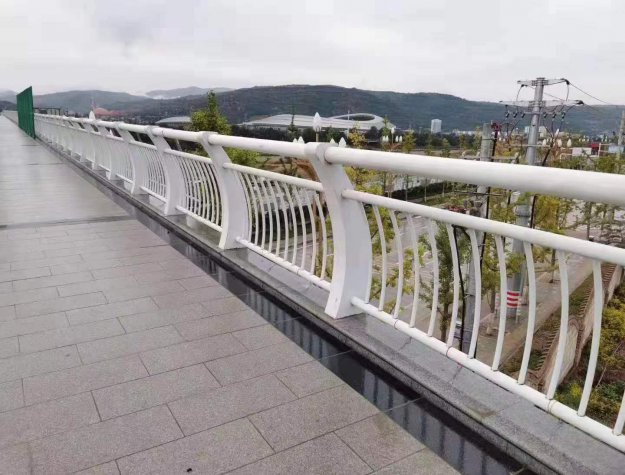 鋁合金護欄