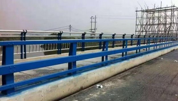 橋梁防撞護欄